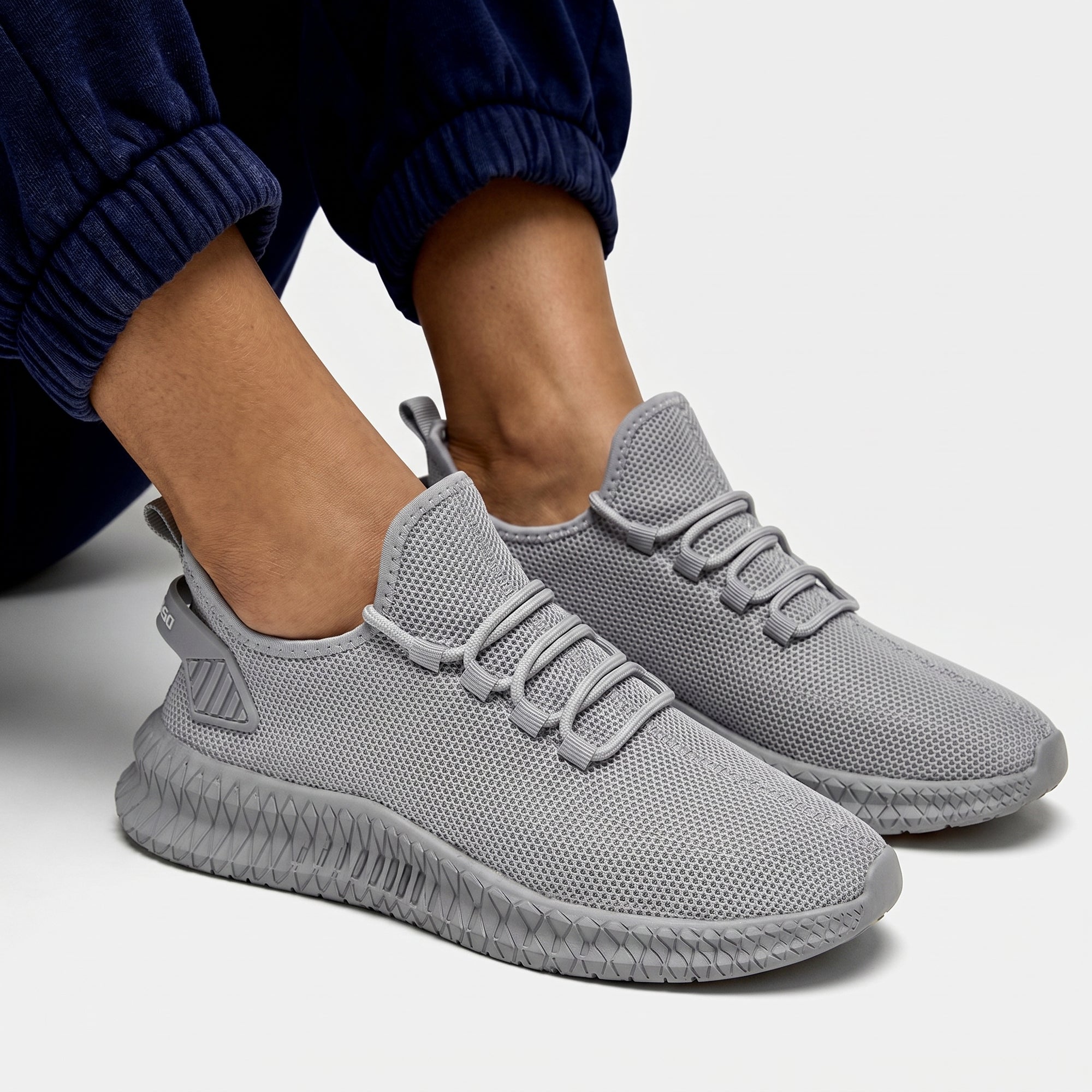 #color_gris