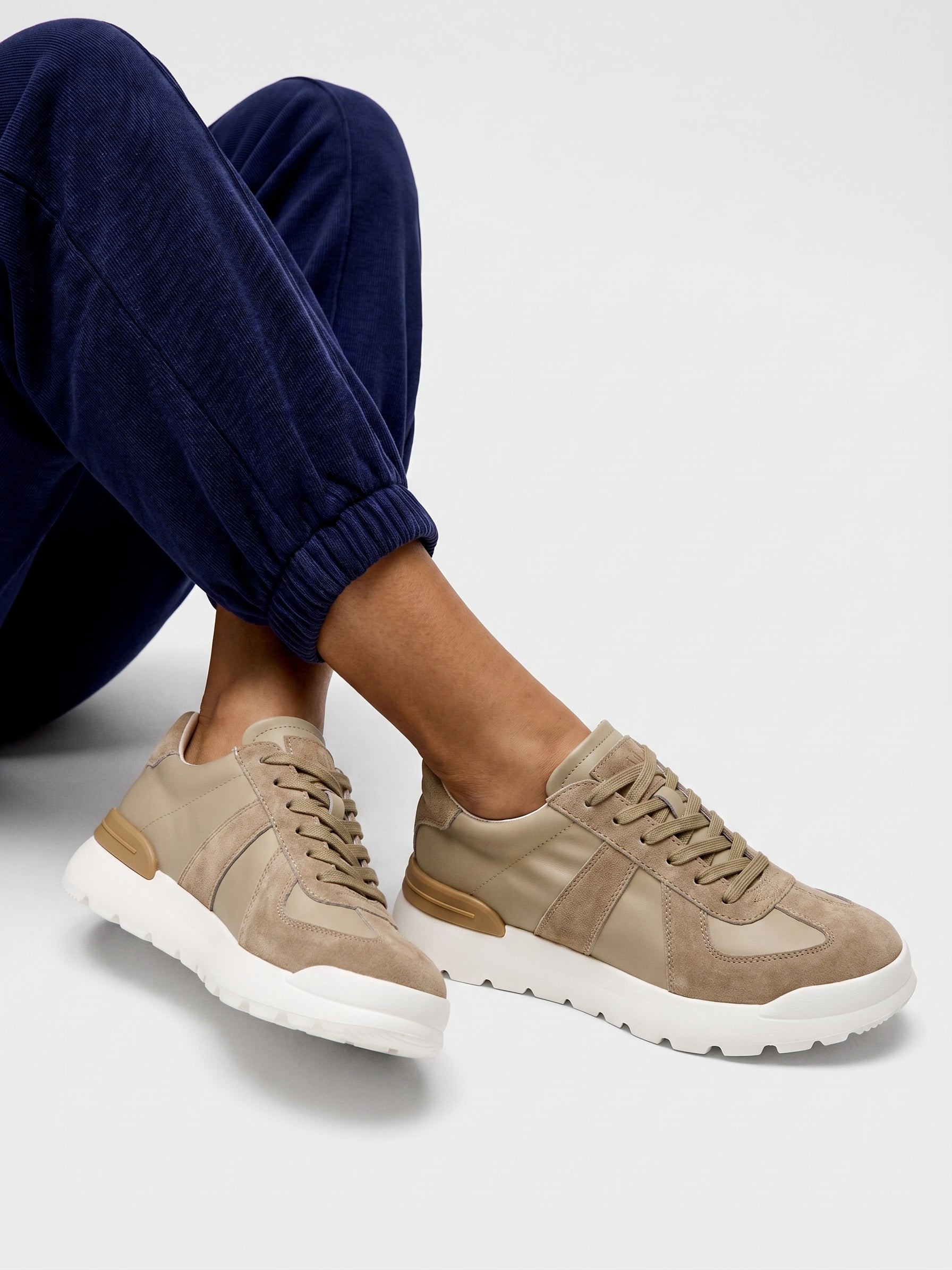 #color_beige