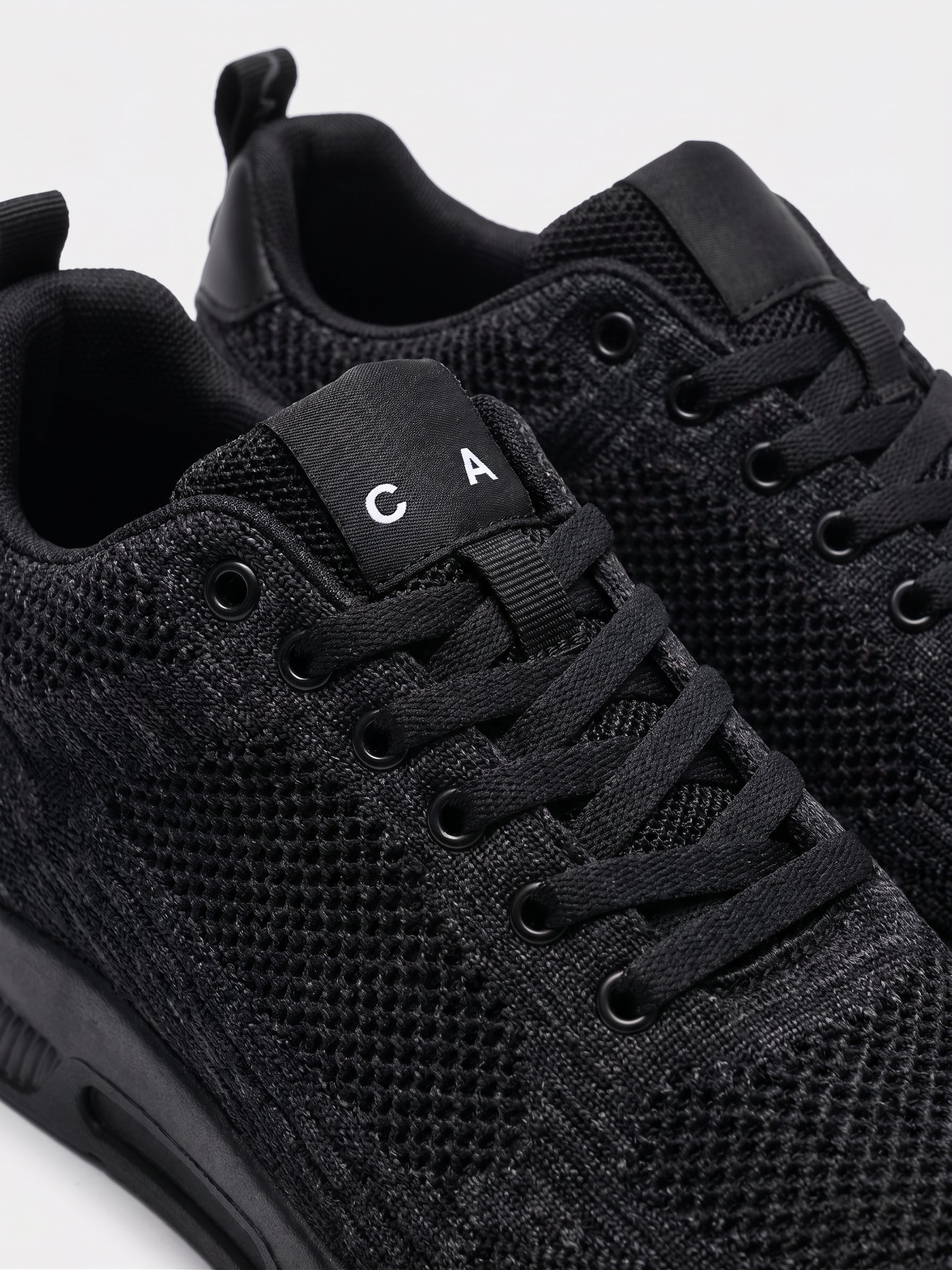 Tenis Pamper Full Black (+8cm de Altura)
