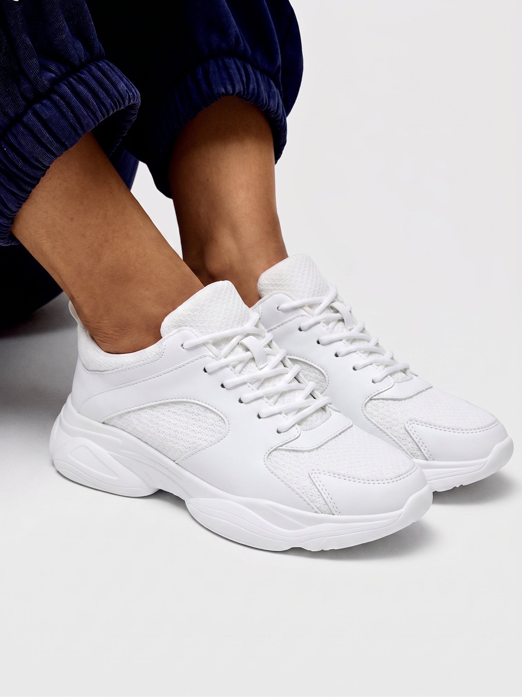 #color_blanco
