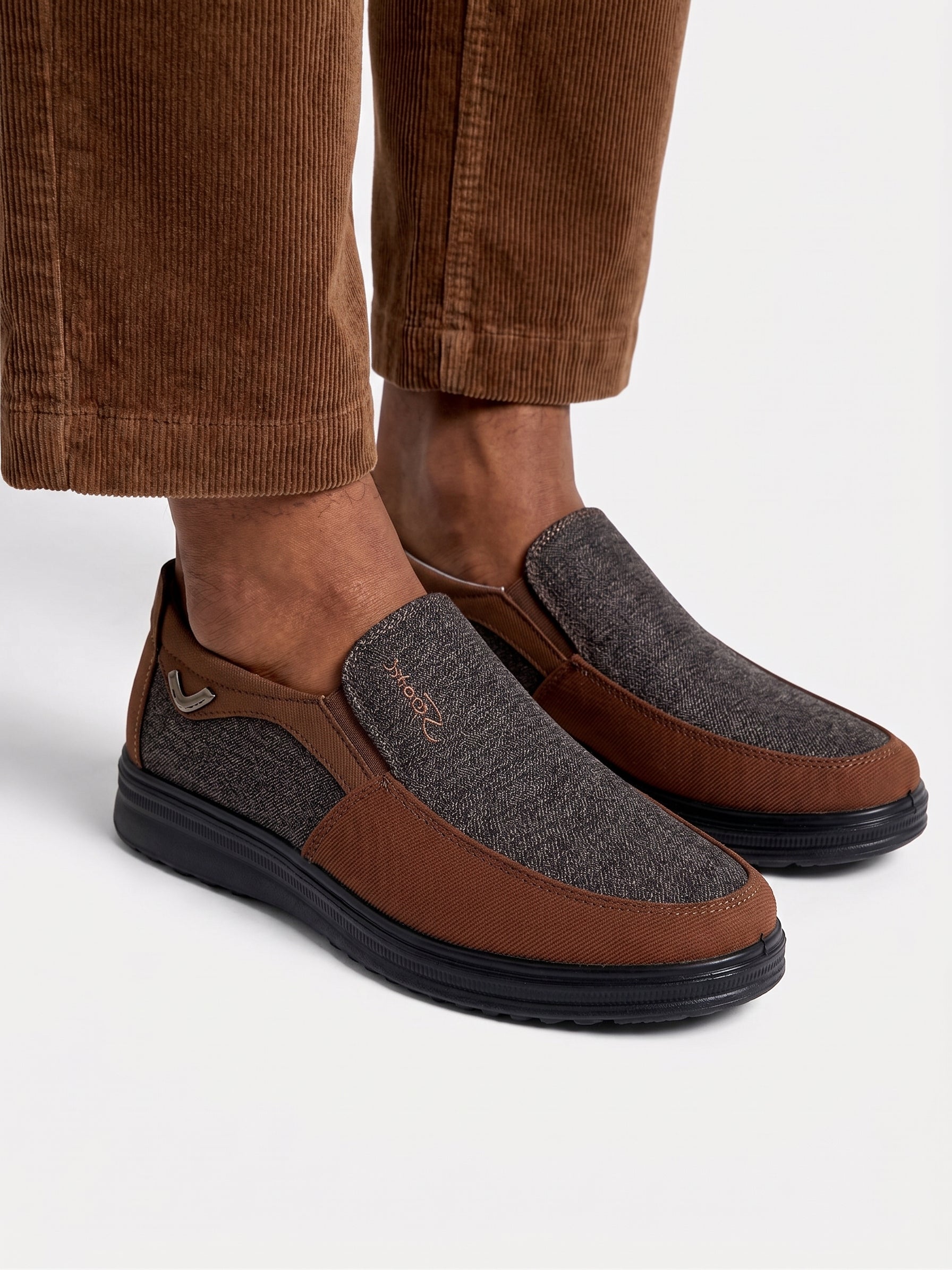 Zapatos León™ Elegancia y Comodidad